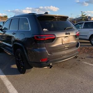 Meet your Posher, Christian